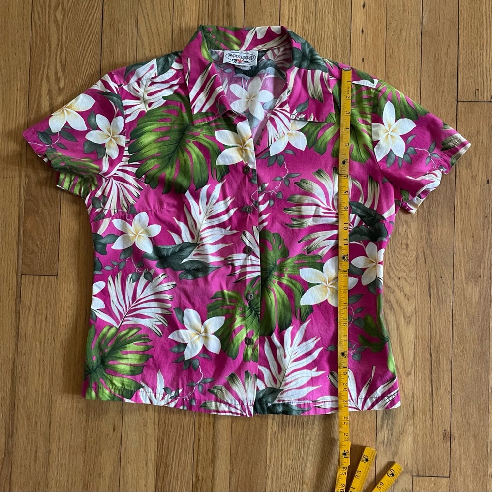 Vintage Made in Hawaii Pacific Legend Cotton Shirt | Magenta Floral | Size M - Picture 9 of 10
